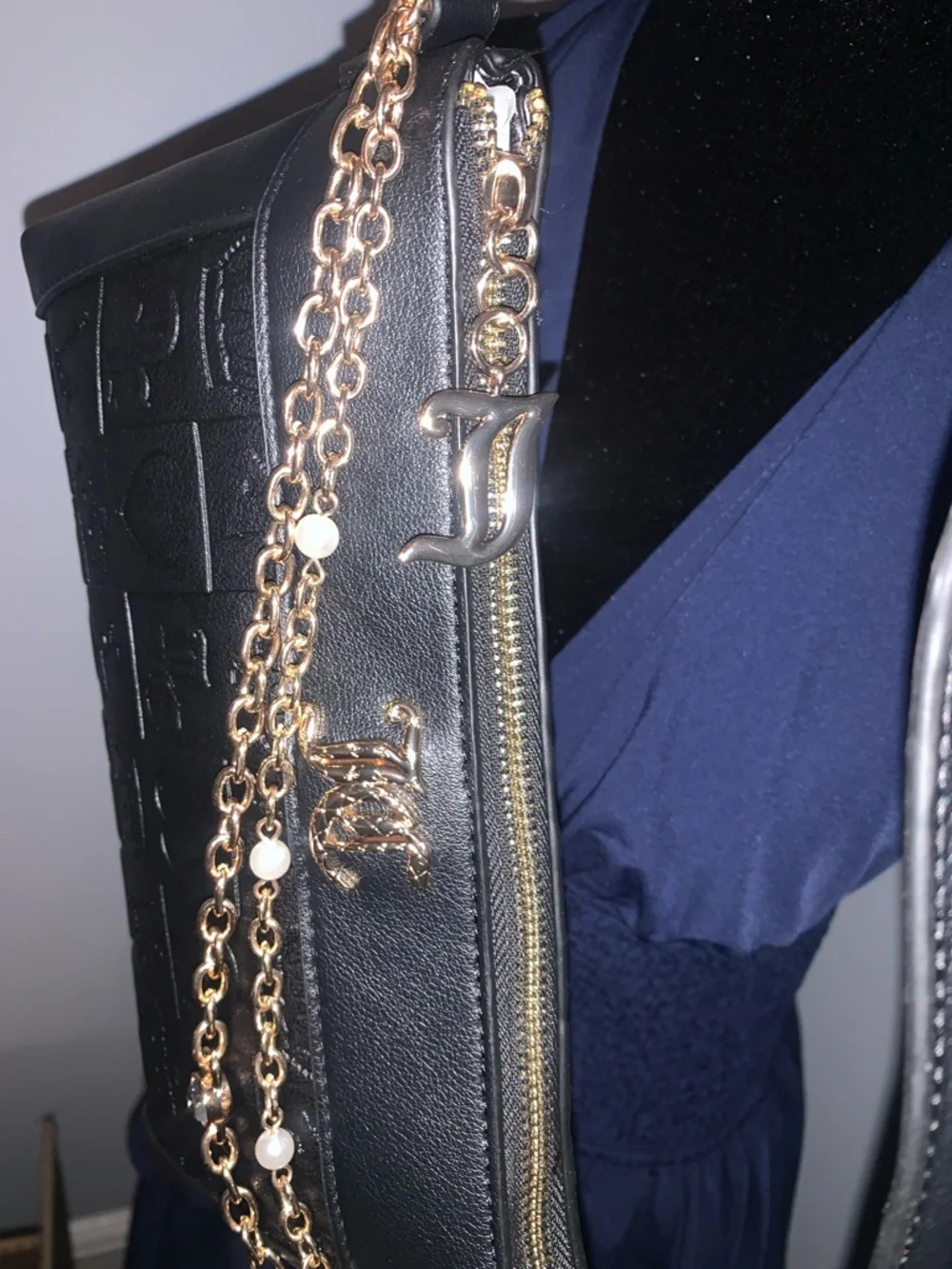 🆕 -Juicy Couture Pretty Pop Shoulder Bag with Gold Chain and Pink Flower Charm - Picture 6 of 8